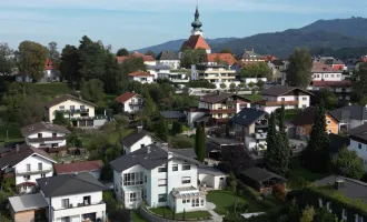 Großzügiges Mehrfamilienhaus