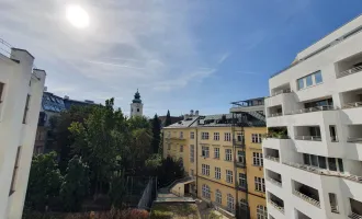 Innenstadtwohnung mit 2 Loggien in Innenhoflage - Nähe Schottentor