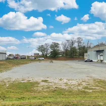 Befestigte Freiflächen zwischen 200m² und 800m² zur Miete - Bild 2