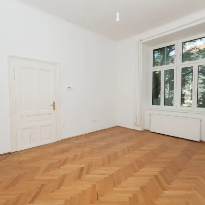 Stilaltbau - Garconniere mit großem Balkon - Bild 2