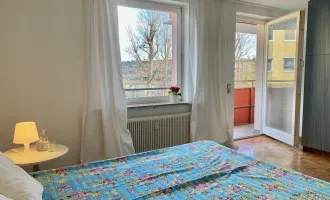 MITTEN IN LEHEN: Großzügige, praktische 3,5-Zimmer-Wohnung mit Loggia und Balkon in Altstadt- und Bahnhofnähe