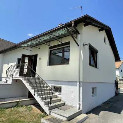 EINFAMILIEN-HAUS MIT 457 m² GRUND UND CARPORT/SCHEUNE IN WIESEN - Bild 2