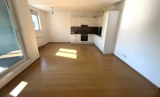 Schnell Sommerbonus sichern!!! Gepflegte 3-Zimmer Wohnung in Ruhelage mit Außenfläche und Blick in den begrünten Innenhof