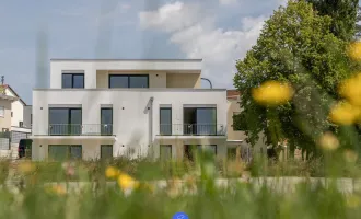 Moderne Erstbezug-Wohnung mit Balkon