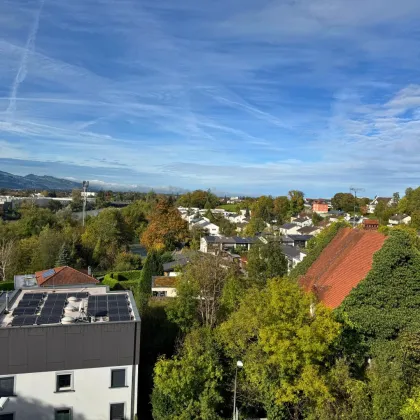 Charmante und moderne Wohnung mit Tiefgaragenparkplatz und Loggia in Bregenz - Bild 2