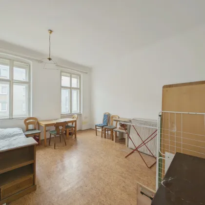 +++Herbststraße+++ Sanierungsbedürftige 2-Zimmer Altbau-Wohnung, viel Potenzial! - Bild 2