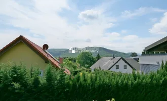 Haus mit zwei Wohneinheiten in Gießhübl