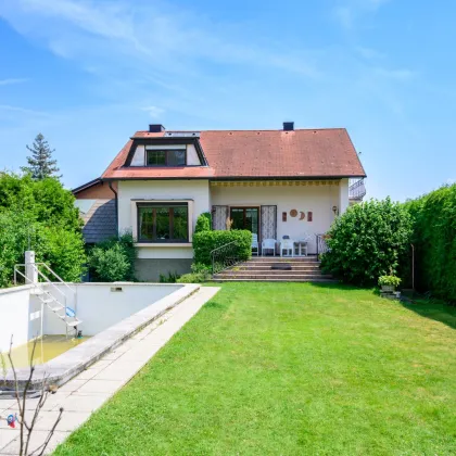 Gepflegtes Einfamilienhaus mit großem Garten und Pool - Bild 2