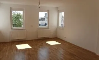 Traumhafte Terrassenwohnung in Wiener Neustadt - zentral wohnen, renoviert, mit moderner Einbauküche!