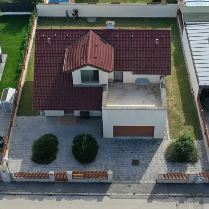 NEUER KAUFPREIS! FAMILIENTRAUM MIT 225 m² NUTZFLÄCHE UND HOMELIFT! - Bild 2