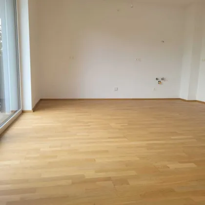 Erstbezug-Wohntraum in Ruhelage-3 Zimmerwohnung mit sonnigem Balkon - Provisionsfrei! - Bild 2