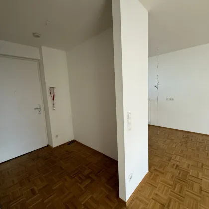 2 Zimmerwohnung mit Balkon und unbefristetem Mietvertrag - Bild 2