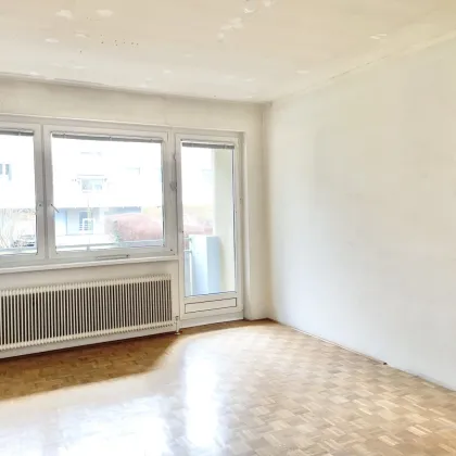 PROVISIONSFREI VOM EIGENTÜMER! UNSANIERTE GUT AUFGETEILTE 4-ZIMMER-WOHNUNG MIT LOGGIA! - Bild 3