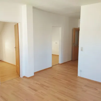 3 Zimmer Traumwohnung mit Balkon in Krummnussbaum - Bild 3