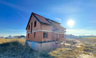 Traumhaftes Rohbau-Haus in idyllischer Lage - Perfekt für individuelle Gestaltung