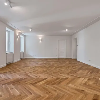 STIL-ALTBAU mit GROSSEM BALKON! Erstbezug in generalsaniertem Wohnprojekt in zentraler Lage - Bild 3