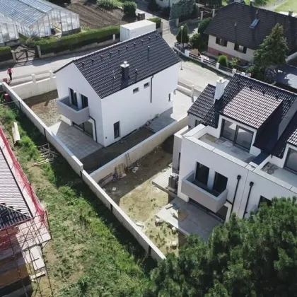 Ideale Doppelhaushälfte (HAUS1)  Belagsfertig mit Gutschein für Küche von 5.000€ bei Home Life Design Studio....!!! - Bild 2