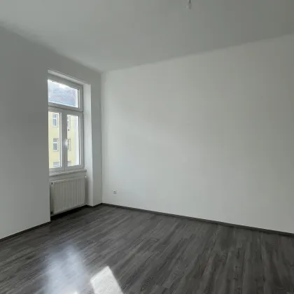 #SQ - HELLE 2-ZIMMER ALTBAUWOHNUNG 1200 WIEN - Bild 2