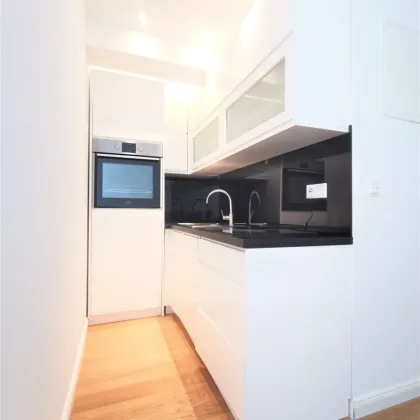 DB IMMOBILIEN | Moderne Dachgeschoßwohnung, optimal für SINGLES oder ANLEGER!!! - Bild 2