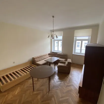 SCHNÄPPCHEN!!Renovierungsbedürftige 2-Zimmer Altbauwohnung mit Balkon im 1100 WIEN!! - Bild 3