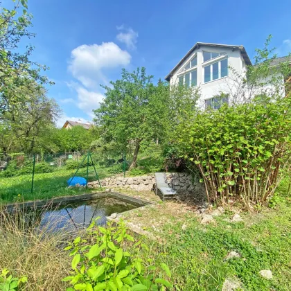 DG-Wohnung mit Traumblick und Eigengarten mit Schwimmteich in Jahrhundertwende-Villa auf der oberen Lawies - Bild 2