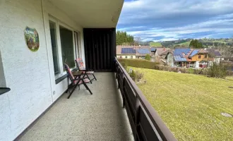 Retro Charme trifft grünes Glück: Charmante Wohnung mit Waldblick in Gresten