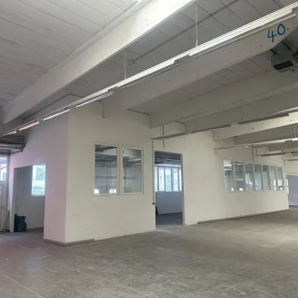 Große Gewerbefläche mit Büroflächen und Rampe nächst U-Bahn. - Bild 3