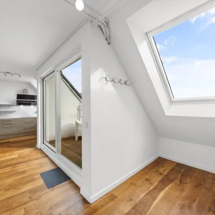 Dachterrassenwohnung mit Weitblick über Wien | Parkausrichtung | 2 Terrassen (28,6m²) | 2 Gehminuten zur U6 | 9 Min. in den 1. Bezirk - Bild 3