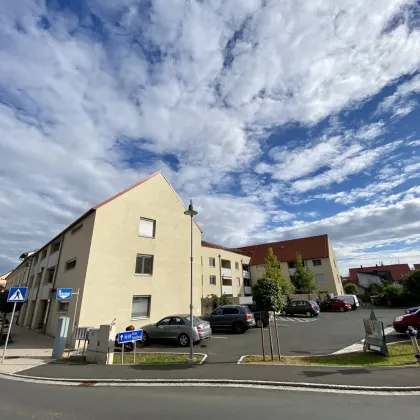 Neuwertige 3 Zimmer EG-Wohnung mit Loggia in der Grazergasse - Bild 2