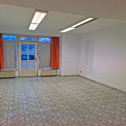 DB IMMOBILIEN |  Büro / Einzelhandel Lokal in Seitengasse der Brucker Fußgänger Zone zu mieten! - Bild 2