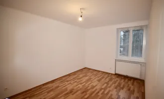 SCHULTZ IMMOBILIEN - Top Wohnung in den grünen Innenhof! U-Bahn Nähe!