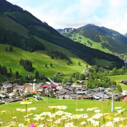 Saalbach - Einfamilienhaus mit vielen Möglichkeiten! - Bild 2