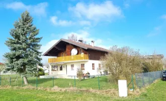 Idyllisches Einfamilienhaus mit Garten, Keller und Doppelgarage