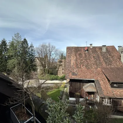 Wunderschöner 5 Zimmer -Familientraum auf 2 Etagen mit idyllischem Balkon in Dornbirns Villenviertel - Bild 2