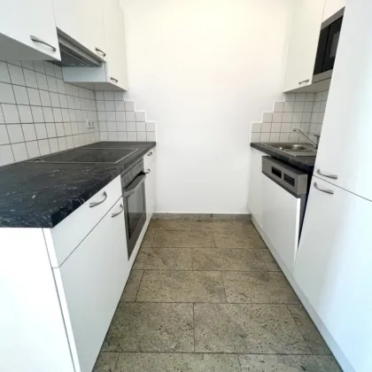 Helle 4-Zimmer-Wohnung mit Balkon, Terrasse und Garage um € 595.000.- - Bild 3