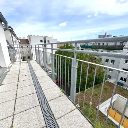 Helle 4-Zimmer-Wohnung mit Balkon, Terrasse und Garage um € 595.000.- - Bild 2