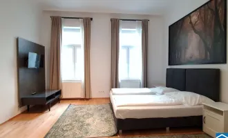 2-Zimmer Altbauwohnung mit Küche in Top Lage nahe Mariahilfer Straße!