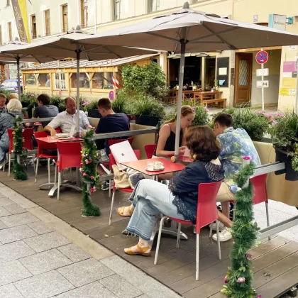 FREQUENZLAGE GROSSER GARTEN, CAFE BAR BISTRO MIT KÜCHE LANGJÄHRIG ETABLIERT Gastrotel Immobilien - Bild 3