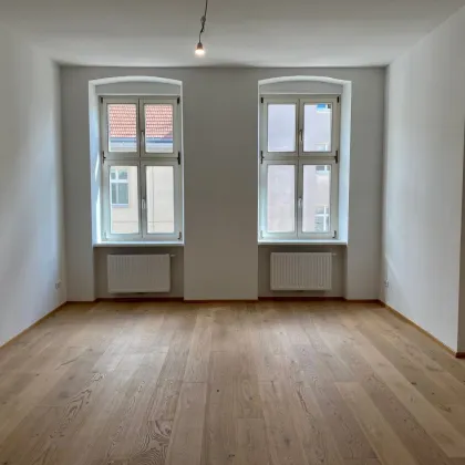 Urbane 75m² Wohnung: 2-Zimmer Altbau mit Top Anbindung für nur 329.000€ - Bild 2