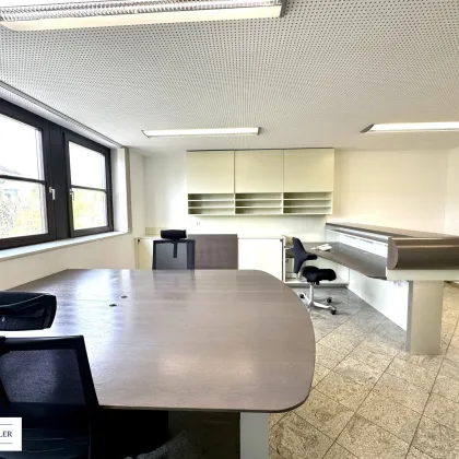 Möbliertes Büro-U4 Nähe-Parkgarage im Haus-Moderne Deckenkühlung-Barrierefrei ! - Bild 2