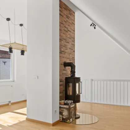 Exklusive Dachgeschoßwohnung mit Terrasse in Top-Lage - Perfekt für Genießer - zu Fuß in den 1. Bezirk! U1 - Bild 3