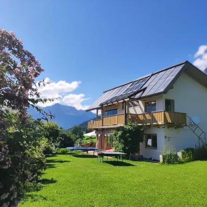 Salzburg-Nähe: Traumhaus in unverbaubarer Aussichtskulisse - Bild 2