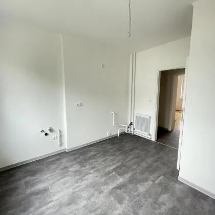 Neu sanierte 3 Zimmer-Wohnung mit Balkon! - Bild 2