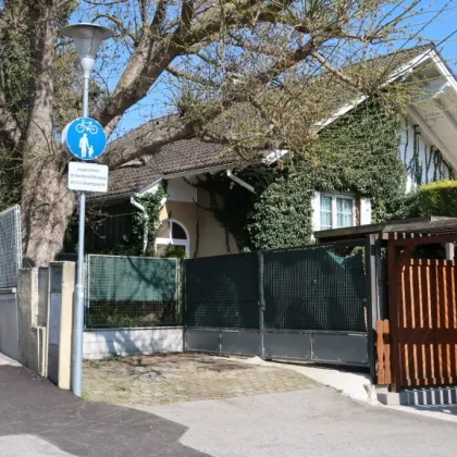 Einfamilienhaussiedlung, Wohnhaus mit Keller und Carport - Bild 2