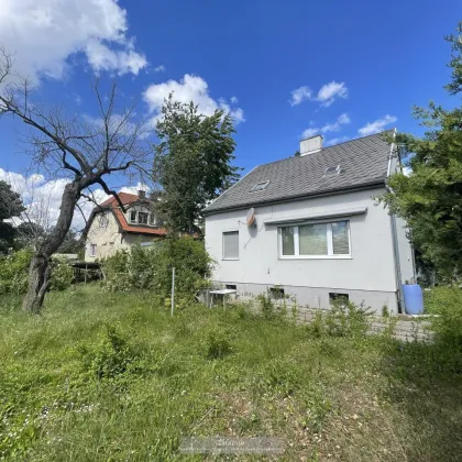 EINFAMILIENHAUS MIT RENOVIERUNGSBEDARF BZW. BAUGRUND FÜR DOPPELHAUS - Bild 2