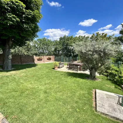 Jahrhundertwende-Villa mit großem Garten im beliebten neunzehnten Bezirk! - Bild 3