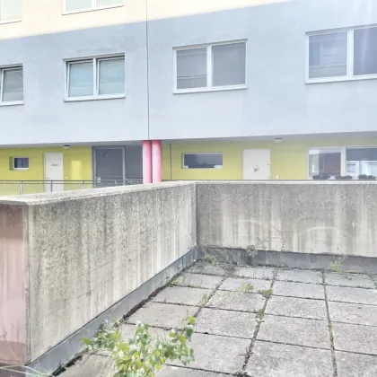 PROVISIONSFREI VOM EIGENTÜMER! UNSANIERTE ZWEI-ZIMMER-WOHNUNG MIT LOGGIA NÄHE U6! - Bild 2