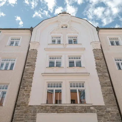 Möblierte Studentenwohnung mit Balkon im Zentrum von Krems - 2er WG möglich  -  Provisionsfrei - Bild 2