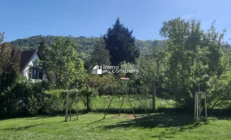 Fernblick + Sommerpreis !  Traumhaftes Ferienhaus über den Wolken mit 6 Wohneinheiten, 170m² Wohnfläche und einem großem Garten