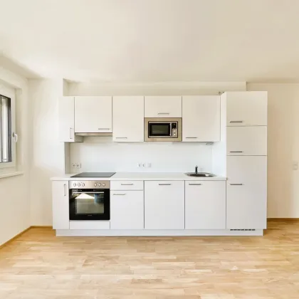 ERSTBEZUG - attraktive Finanzierung - Provisionsfrei - 3 Zimmer - ca. 67m² NFL - Einbauküche - Balkon - 2.Liftstock - Klimaaktiv Gold Standard - Bild 2